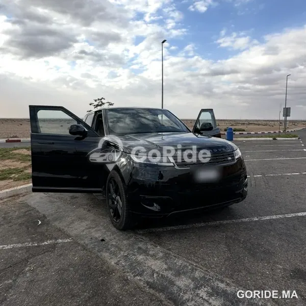 Land Rover Range Rover Sport de Peddle Car, photo réelle (plaque floutée)