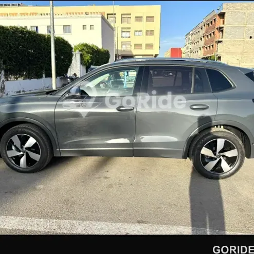 Volkswagen Tiguan de Peddle Car, photo réelle (plaque floutée)